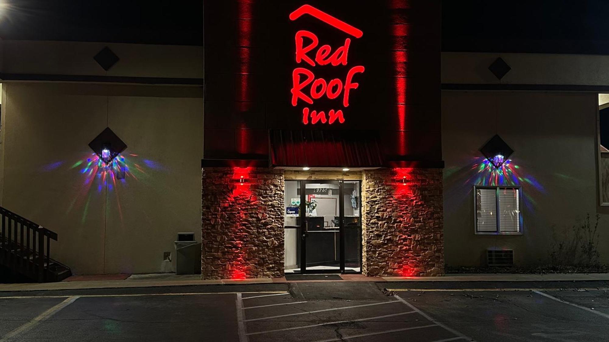 Red Roof Inn Anderson, In Экстерьер фото